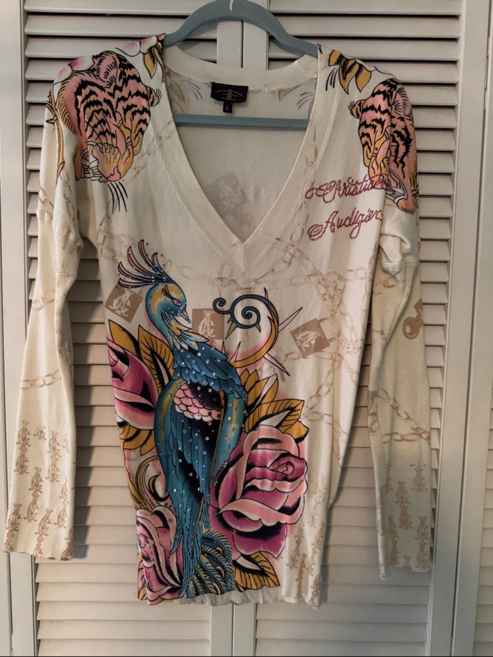 Christian Audigier Cream V-Neck Long Sleeve Top with Blue Peacock & Pink Roses